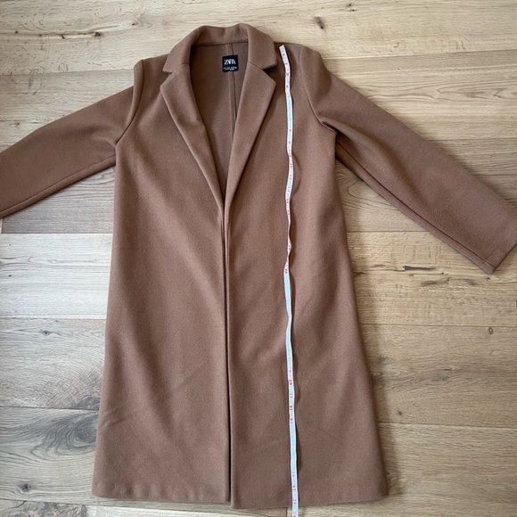 ZARA Camel / Cognac Long Coat – Minimalist Chic - Picture 4 of 6